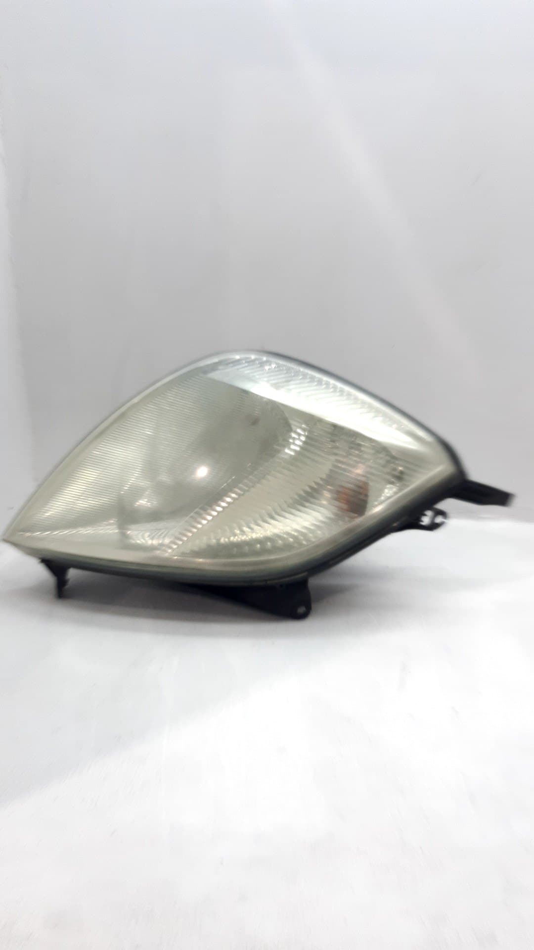 Faro derecho FORD FIESTA (CBK) 4