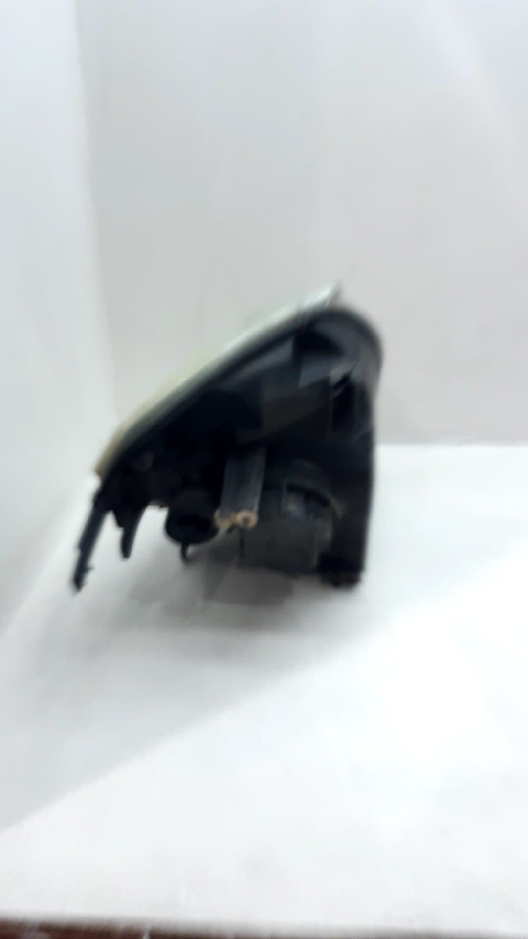 Faro derecho FORD FIESTA (CBK) 3