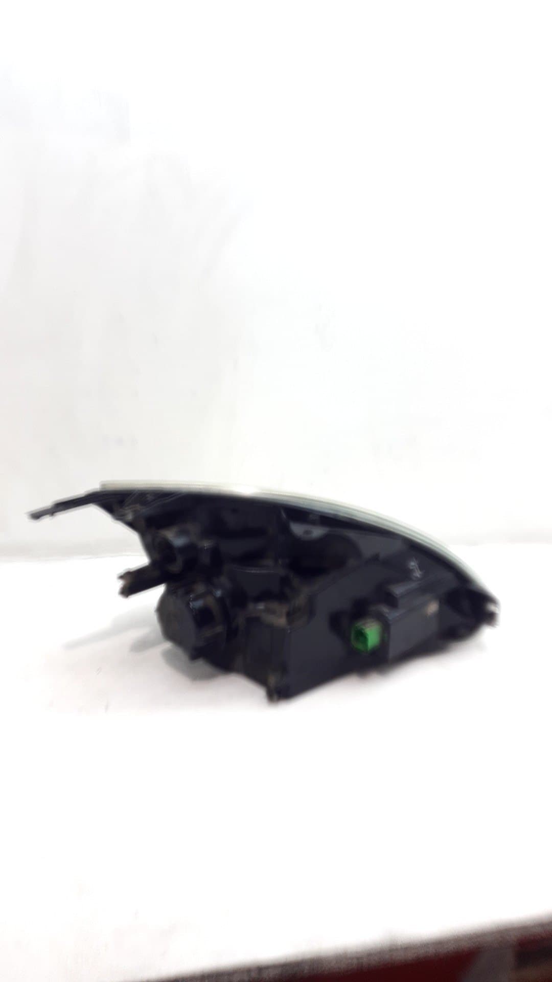 Faro izquierdo FORD FIESTA (CBK) 3