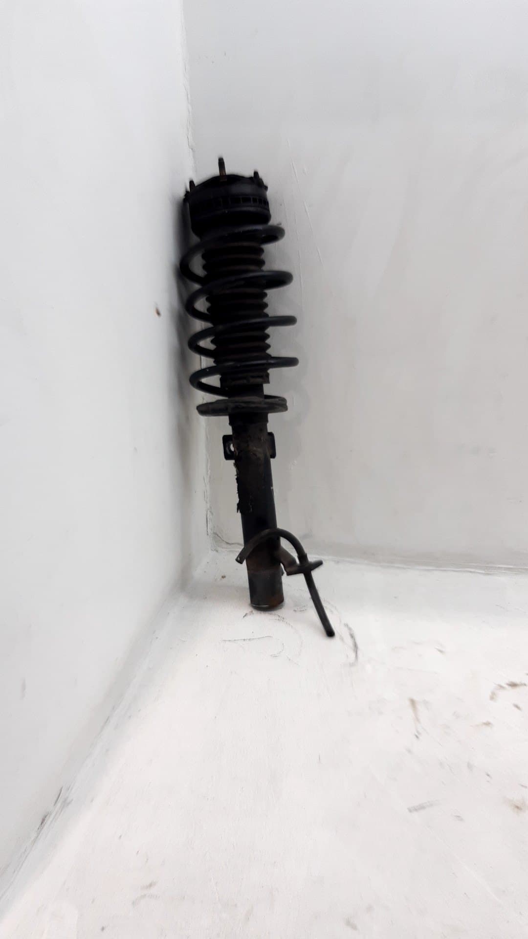 Amortiguador delantero derecho FORD FIESTA (CBK)