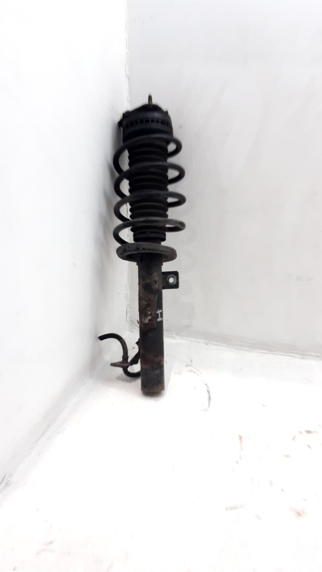 Amortiguador delantero izquierdo FORD FIESTA (CBK)