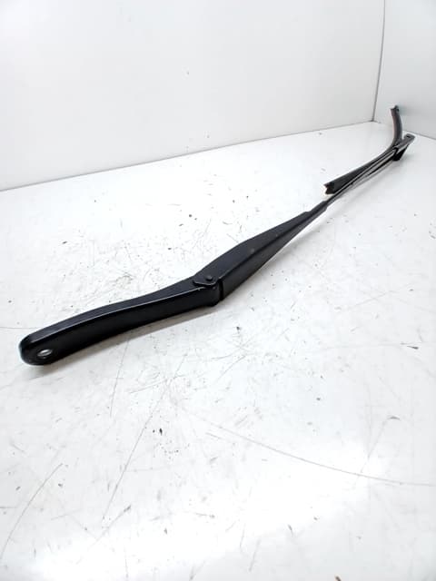 Brazo limpia delantero derecho OPEL ASTRA H BER.