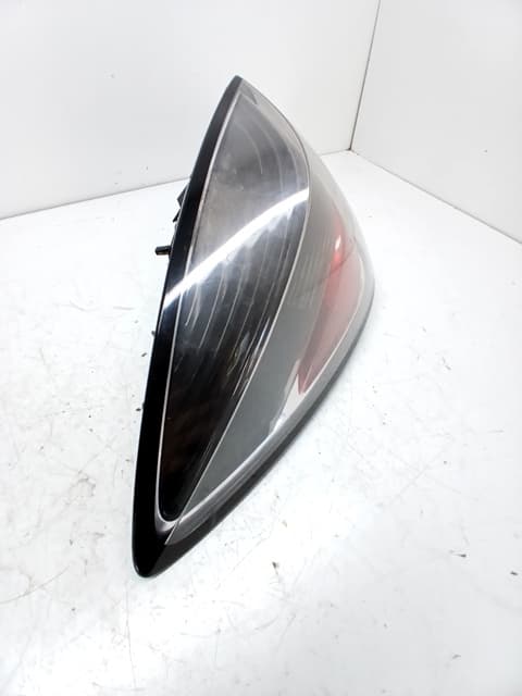 Piloto trasero izquierdo OPEL ASTRA H BER. 4