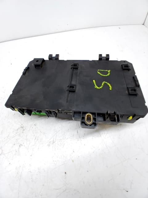 Caja reles / fusibles OPEL ASTRA H BER. 3