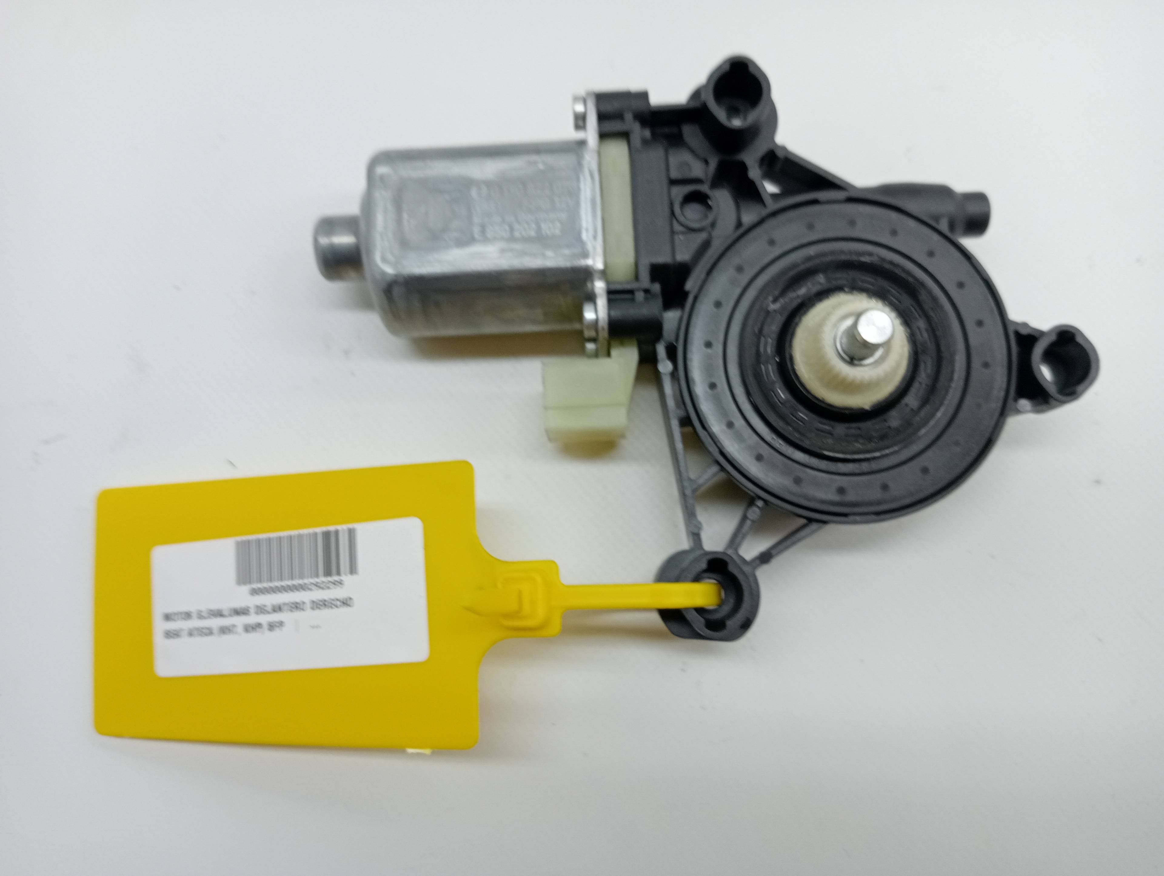 Motor elevalunas delantero derecho SEAT ATECA (KH7)
