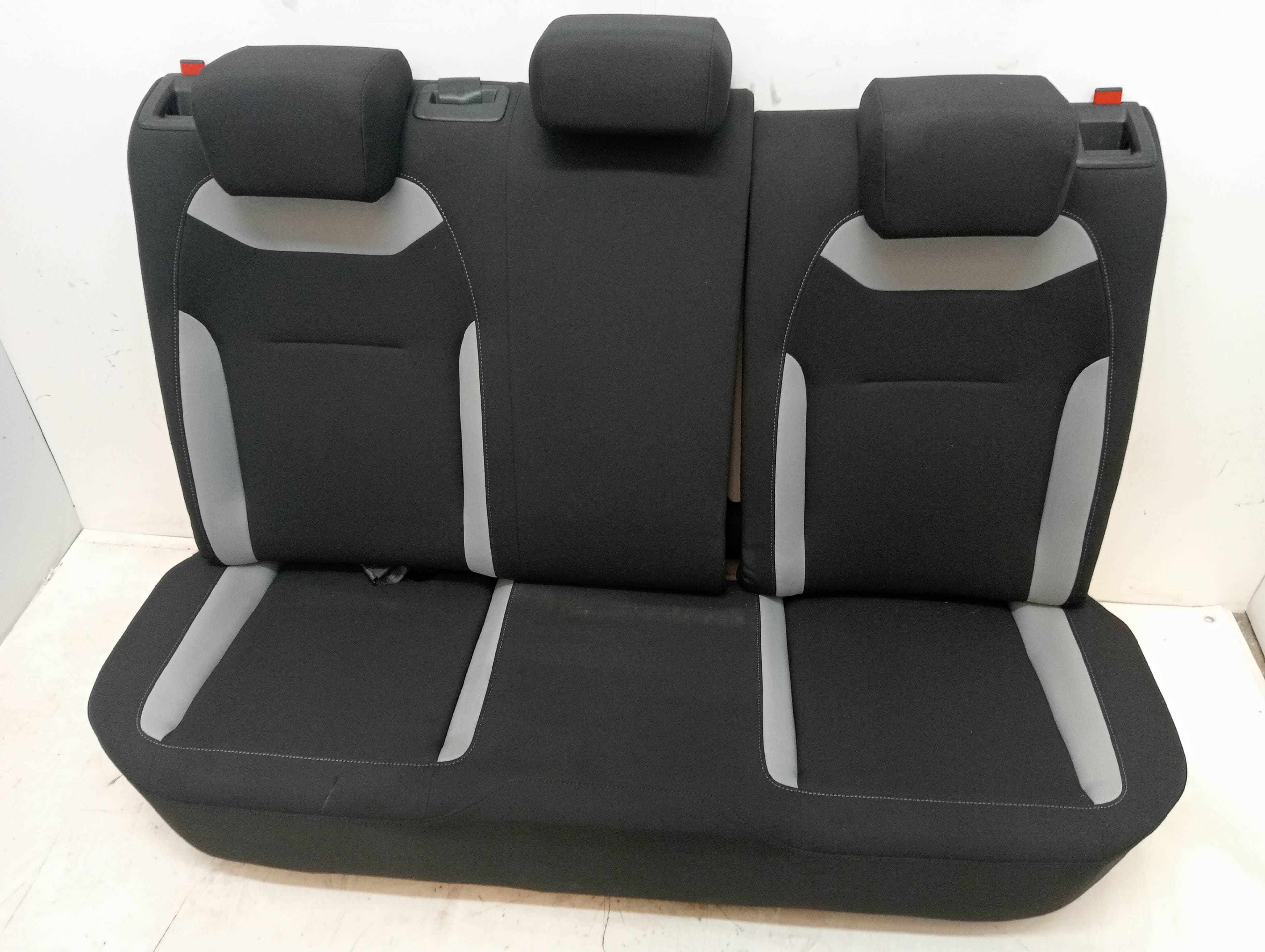 Cerradura asientos traseros SEAT ATECA (KH7)