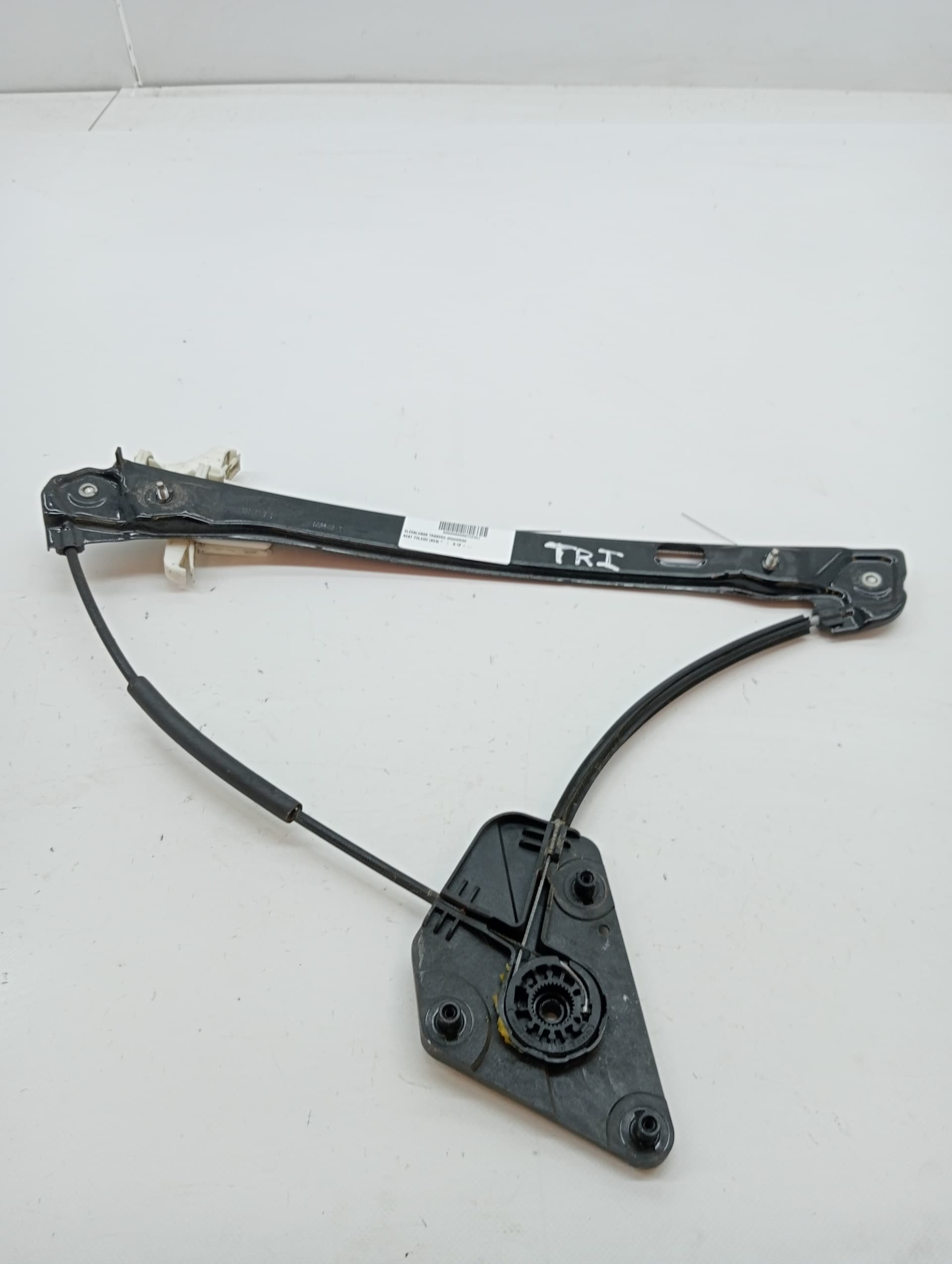 Elevalunas trasero izquierdo SEAT TOLEDO (KG3)