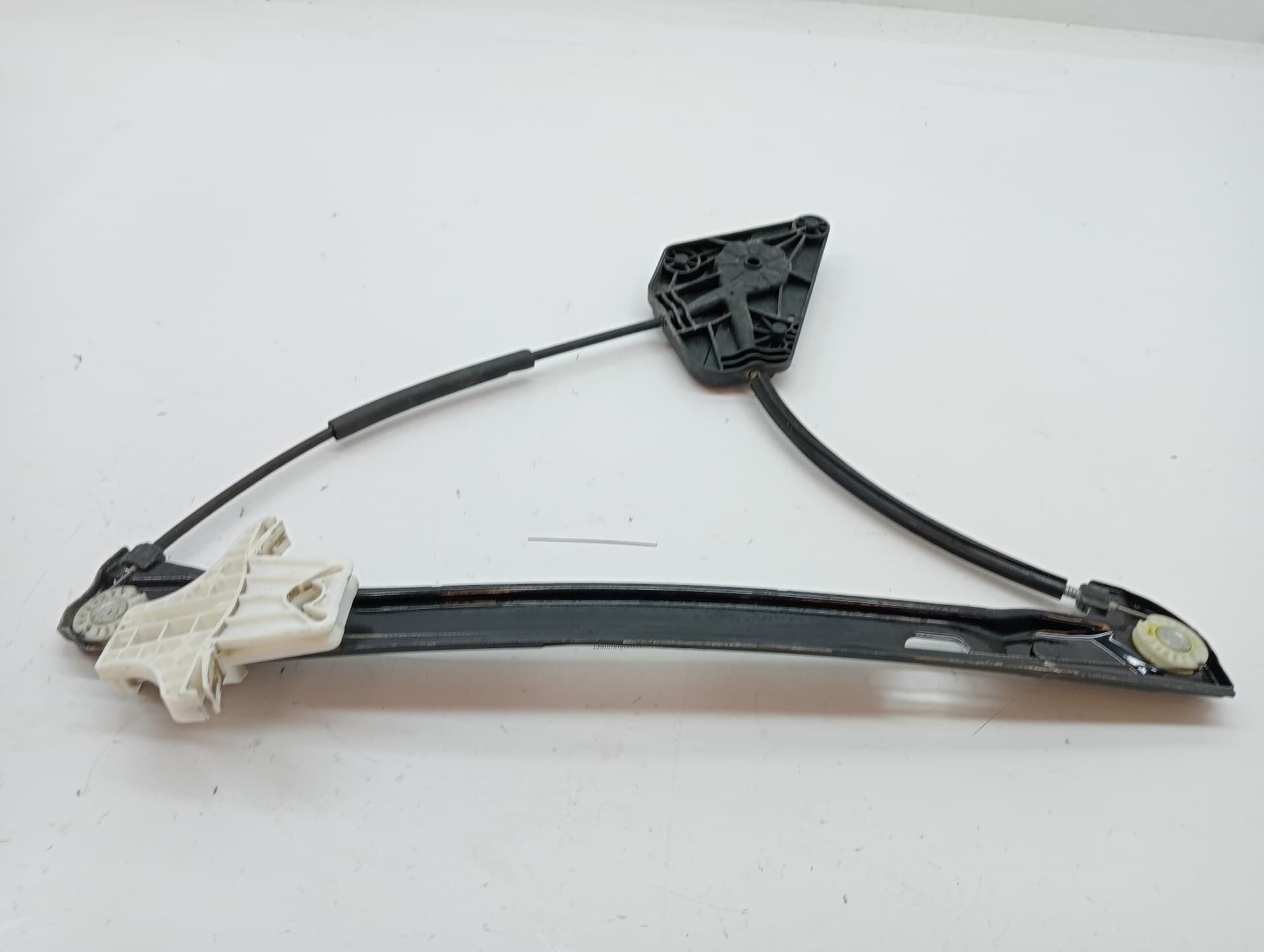 Elevalunas trasero izquierdo SEAT TOLEDO (KG3) 2