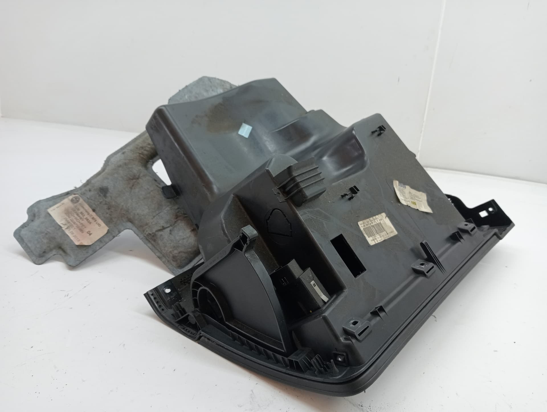 Guantera SEAT TOLEDO (KG3) 3