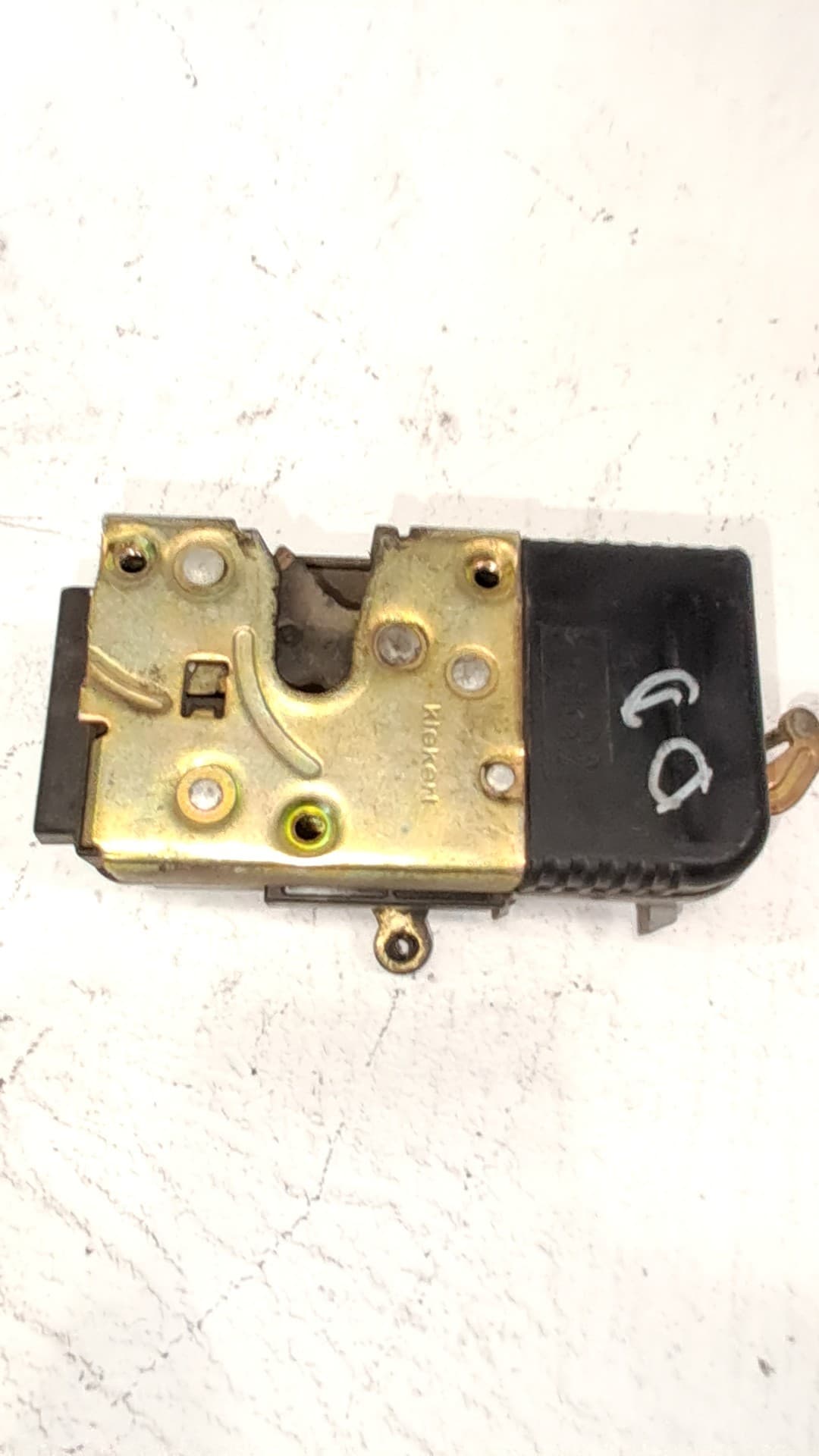 Cerradura puerta delantera derecha CITROEN C8 3