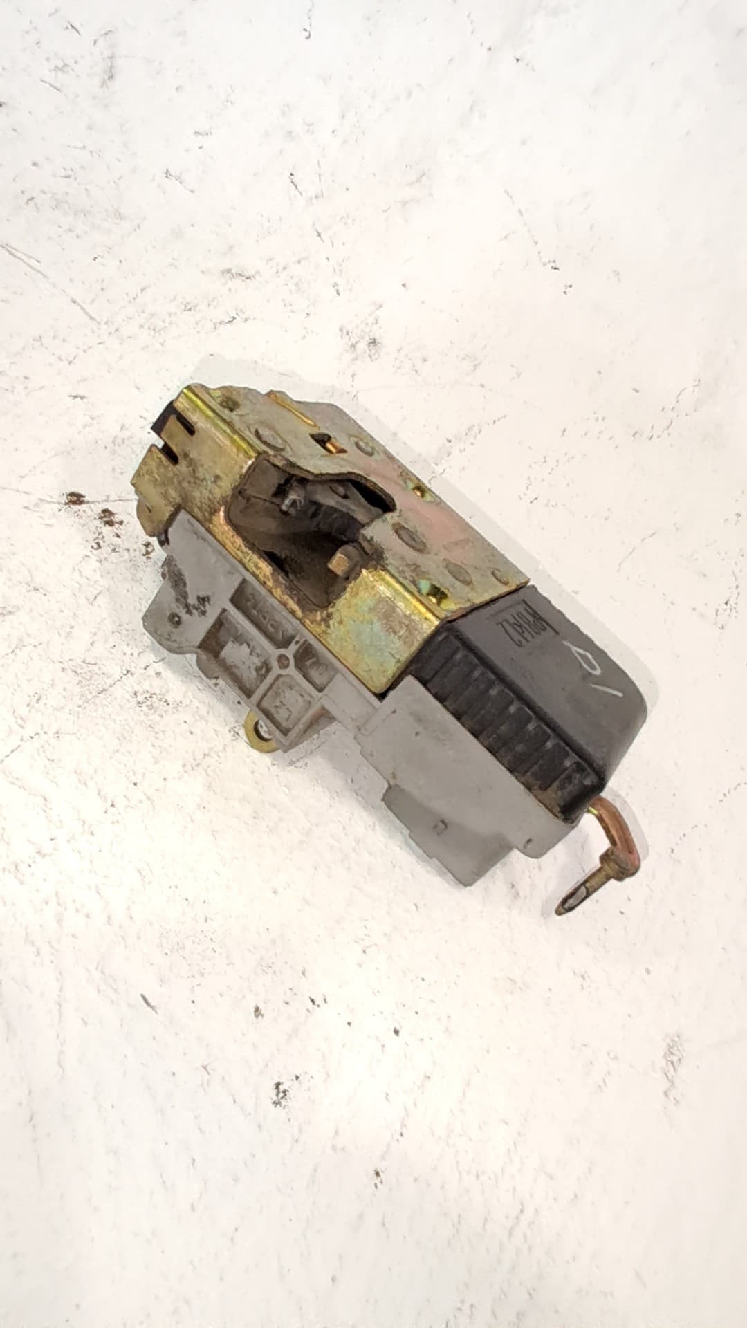 Cerradura puerta delantera izquierda CITROEN C8 2