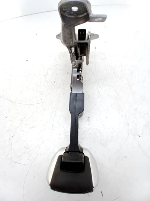 Palanca freno de mano PEUGEOT 2008 (--.2013->) 4