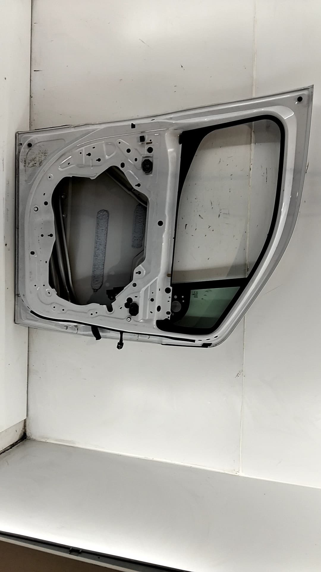 Puerta delantera izquierda PEUGEOT RIFTER 2