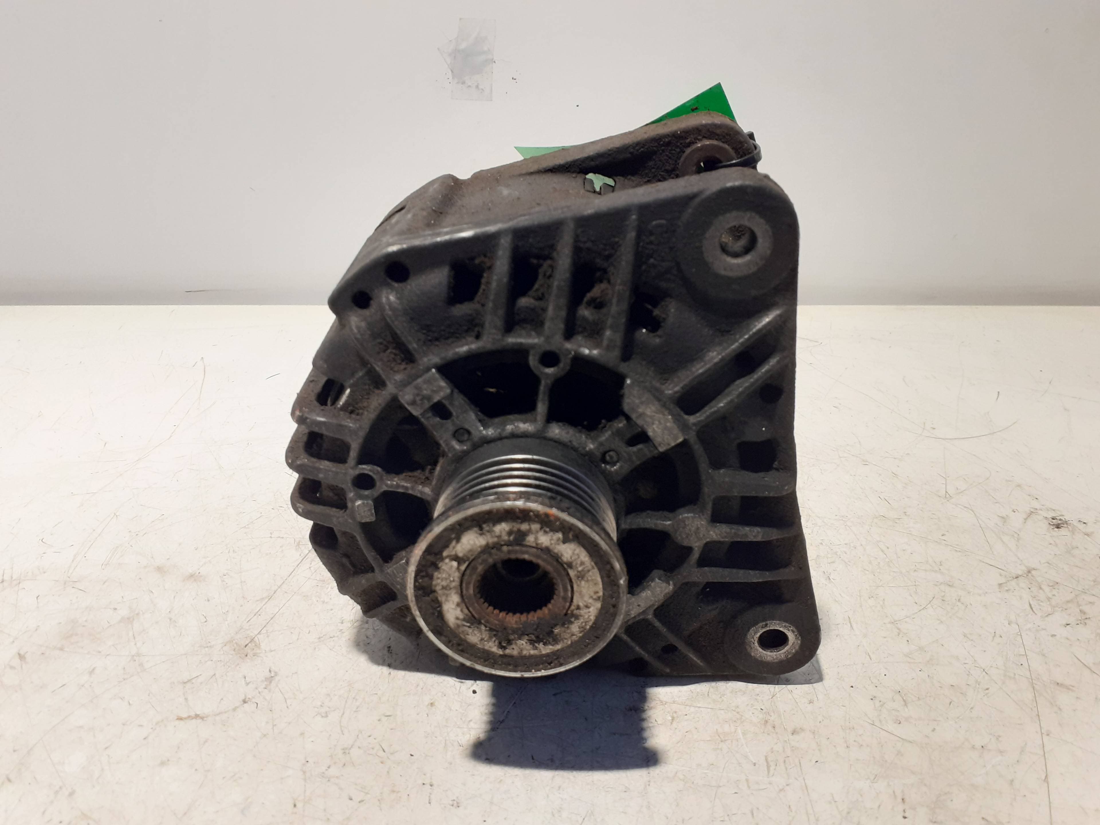 Alternador RENAULT TRAFIC COMBI (AB 4.01)