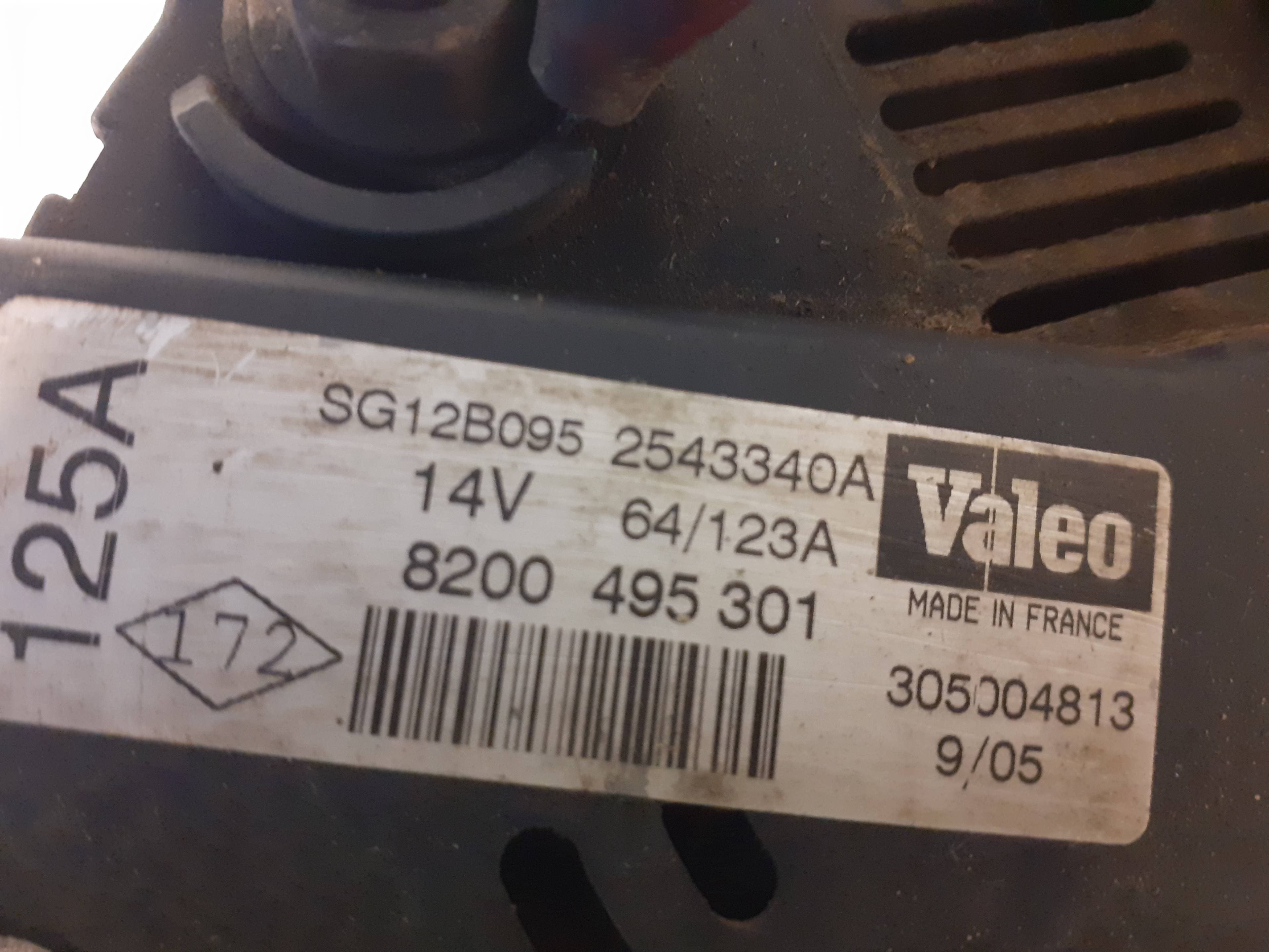 Alternador RENAULT TRAFIC COMBI (AB 4.01) 2