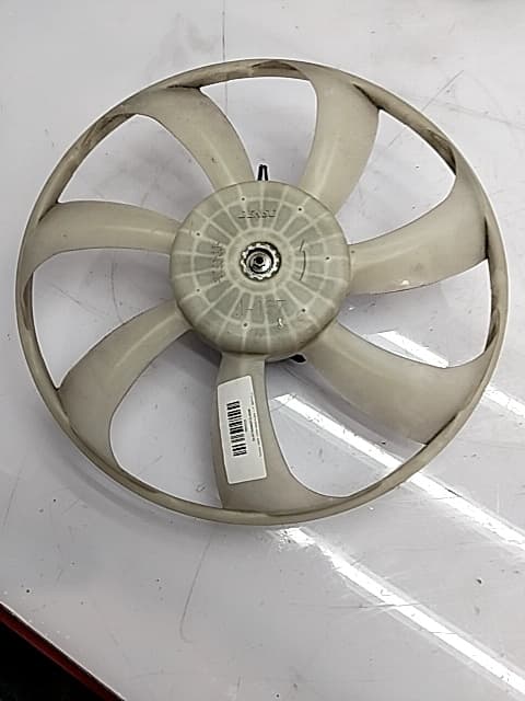 Electroventilador TOYOTA YARIS (KSP9/SCP9/NLP9)