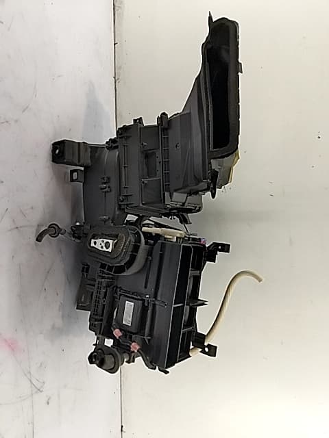 Mueble interior calefaccion TOYOTA YARIS (KSP9/SCP9/NLP9) 3