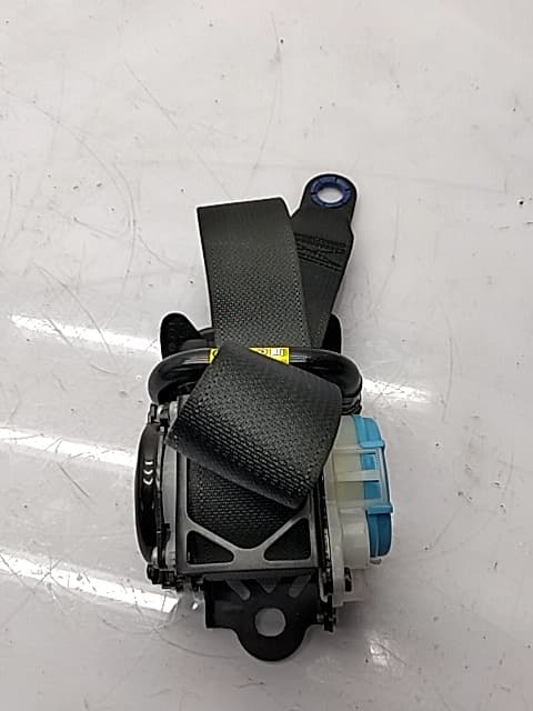 Cinturon seguridad delantero derecho TOYOTA YARIS (KSP9/SCP9/NLP9) 2