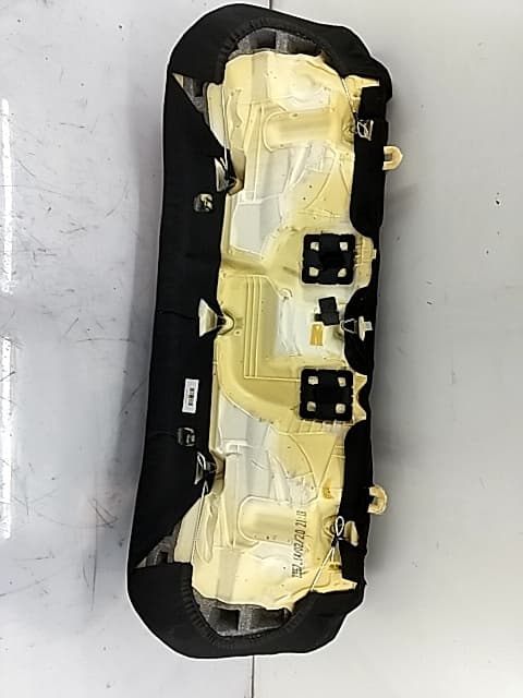 Cerradura asientos traseros TOYOTA YARIS (KSP9/SCP9/NLP9) 3