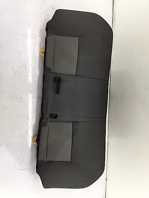 Cerradura asientos traseros TOYOTA YARIS (KSP9/SCP9/NLP9)
