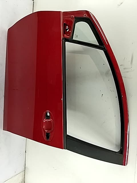 Puerta delantera izquierda TOYOTA YARIS (KSP9/SCP9/NLP9)