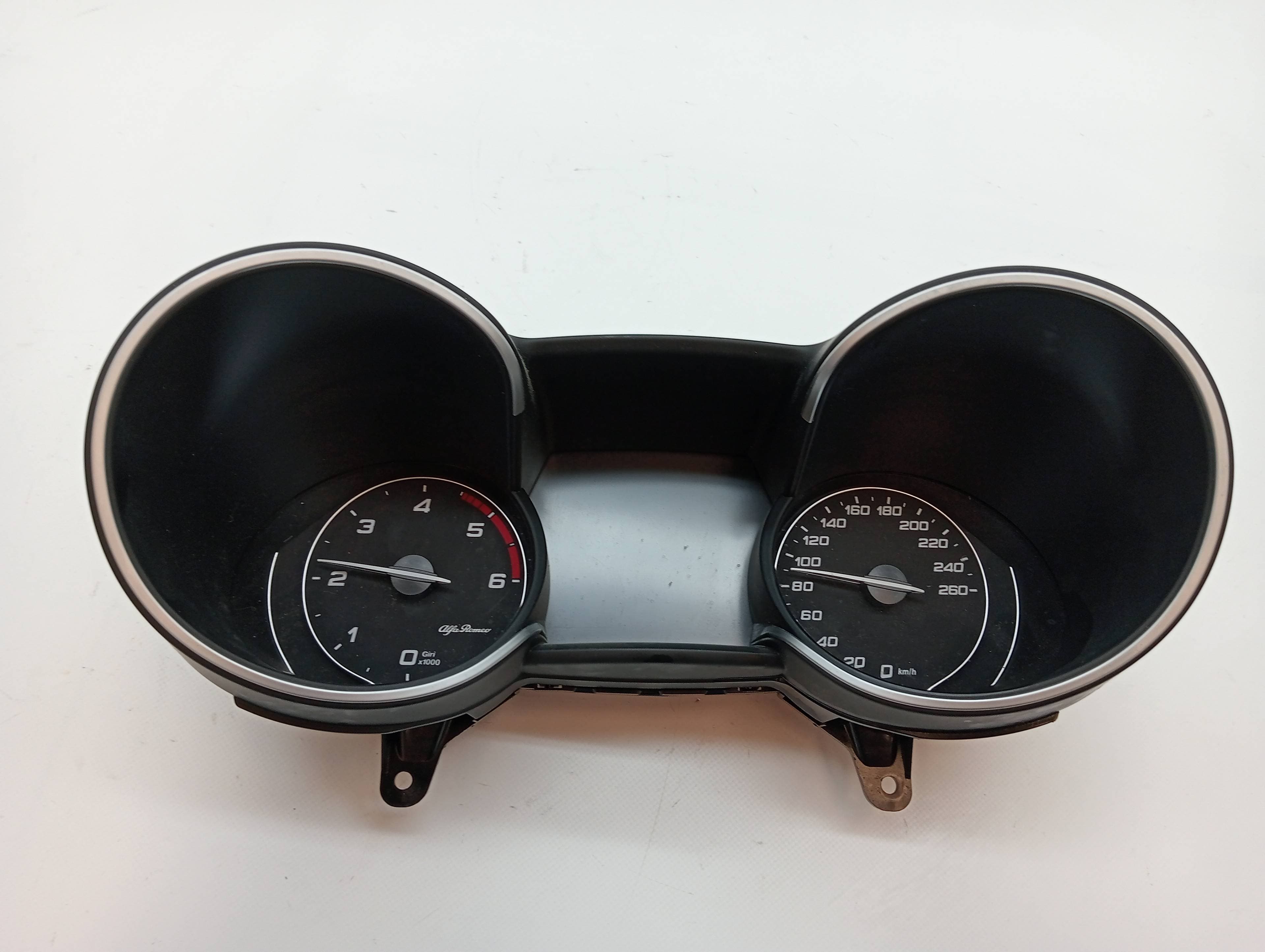 Cuadro instrumentos ALFA ROMEO STELVIO (630)