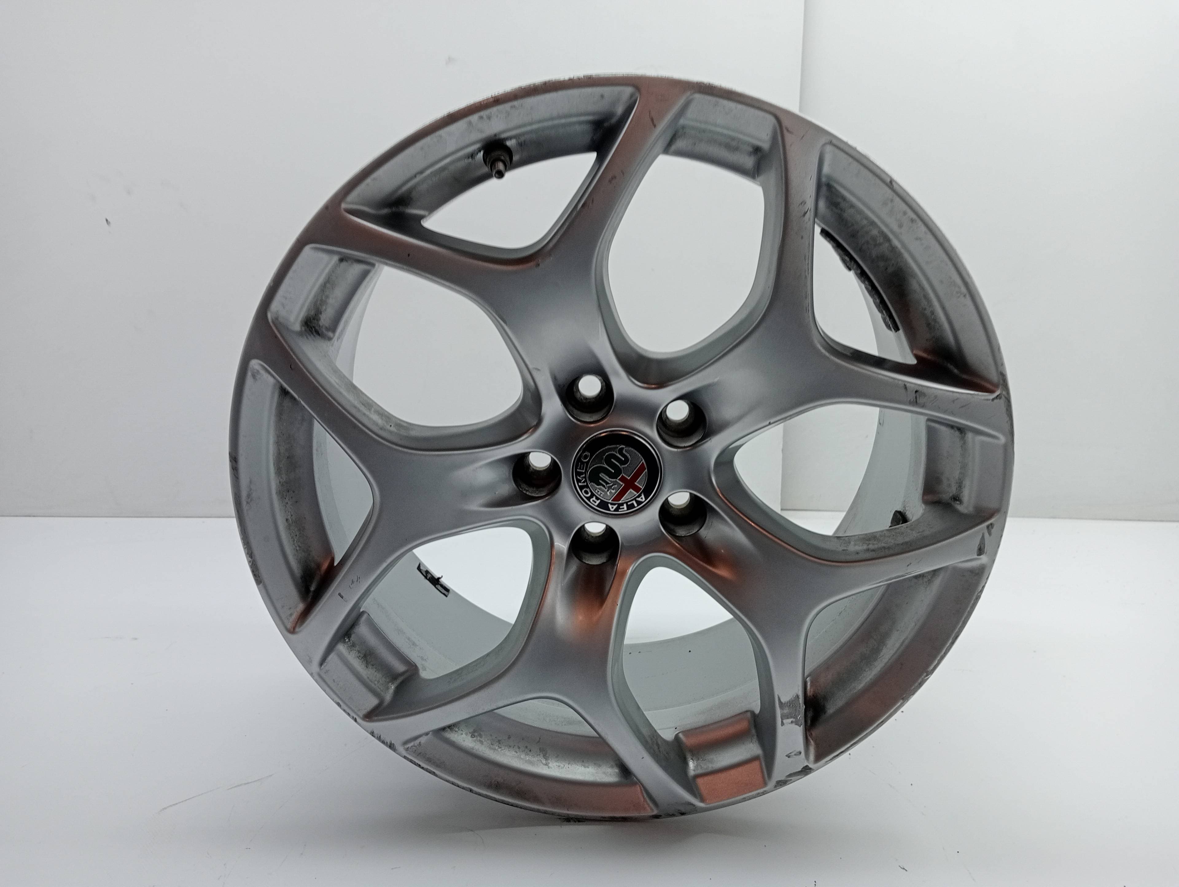 Llanta ALFA ROMEO STELVIO (630)