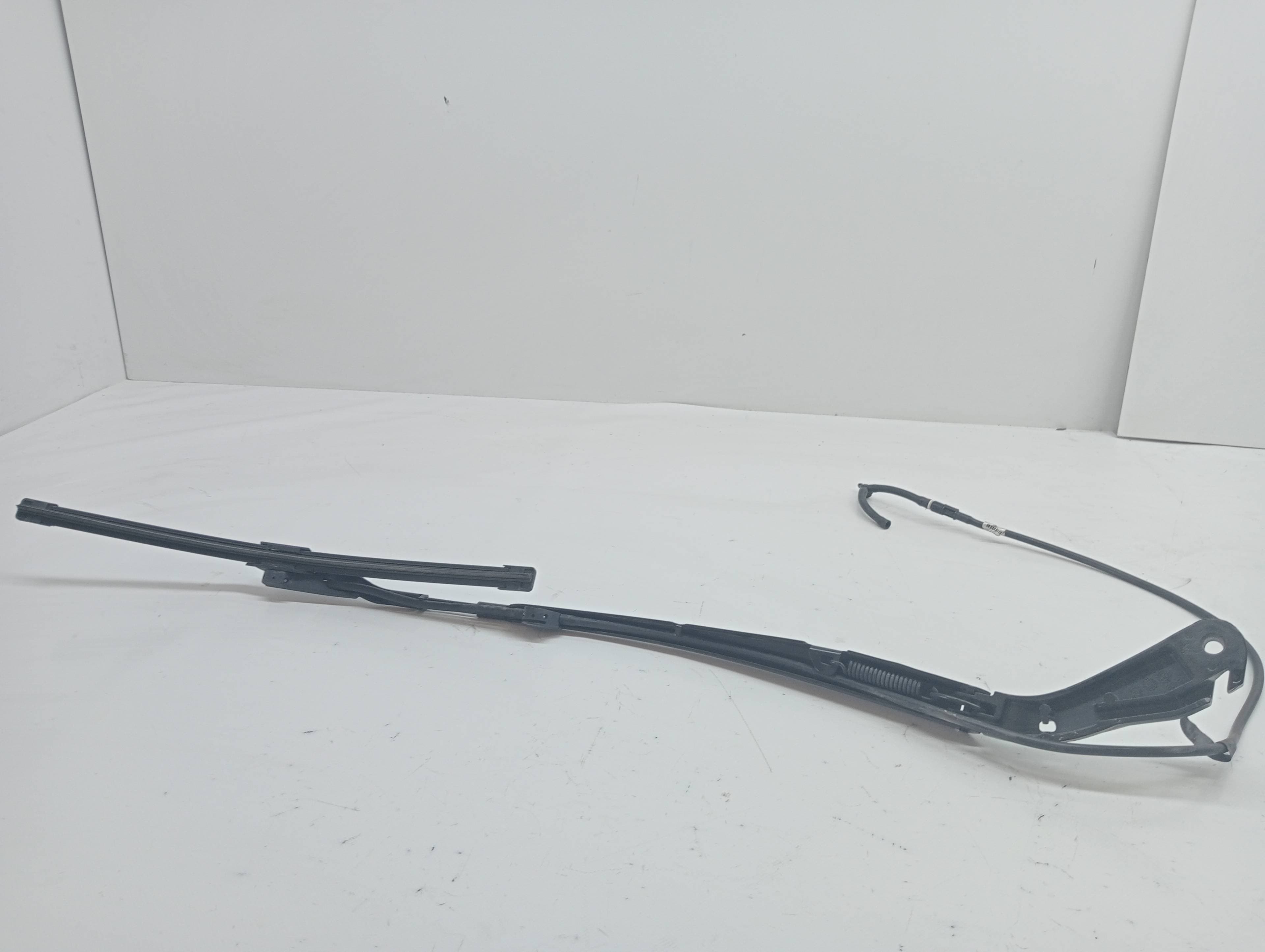 Brazo limpia delantero derecho ALFA ROMEO STELVIO (630) 2