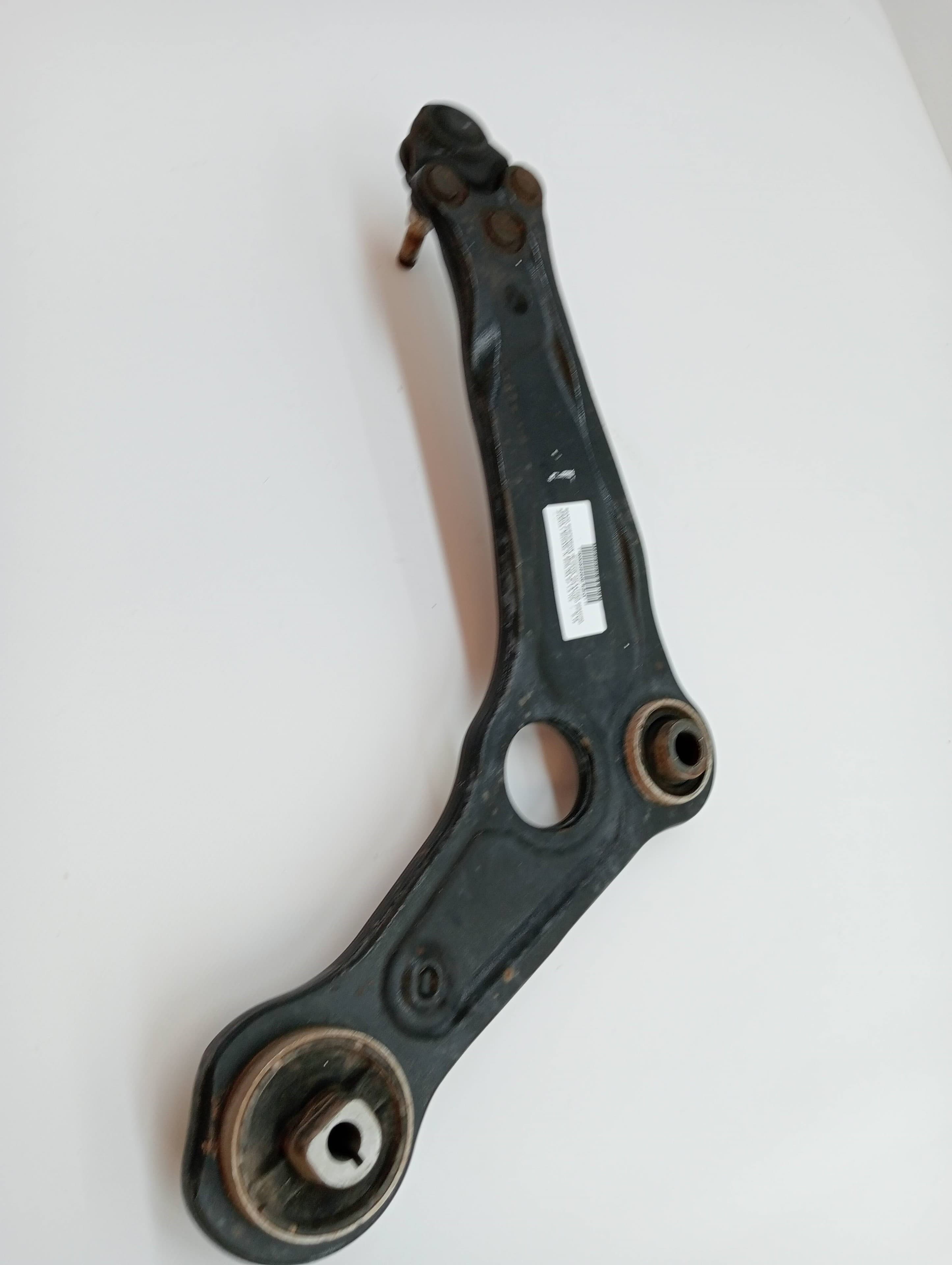 Brazo suspension inferior delantero derecho RENAULT MEGANE IV BERLINA 5P