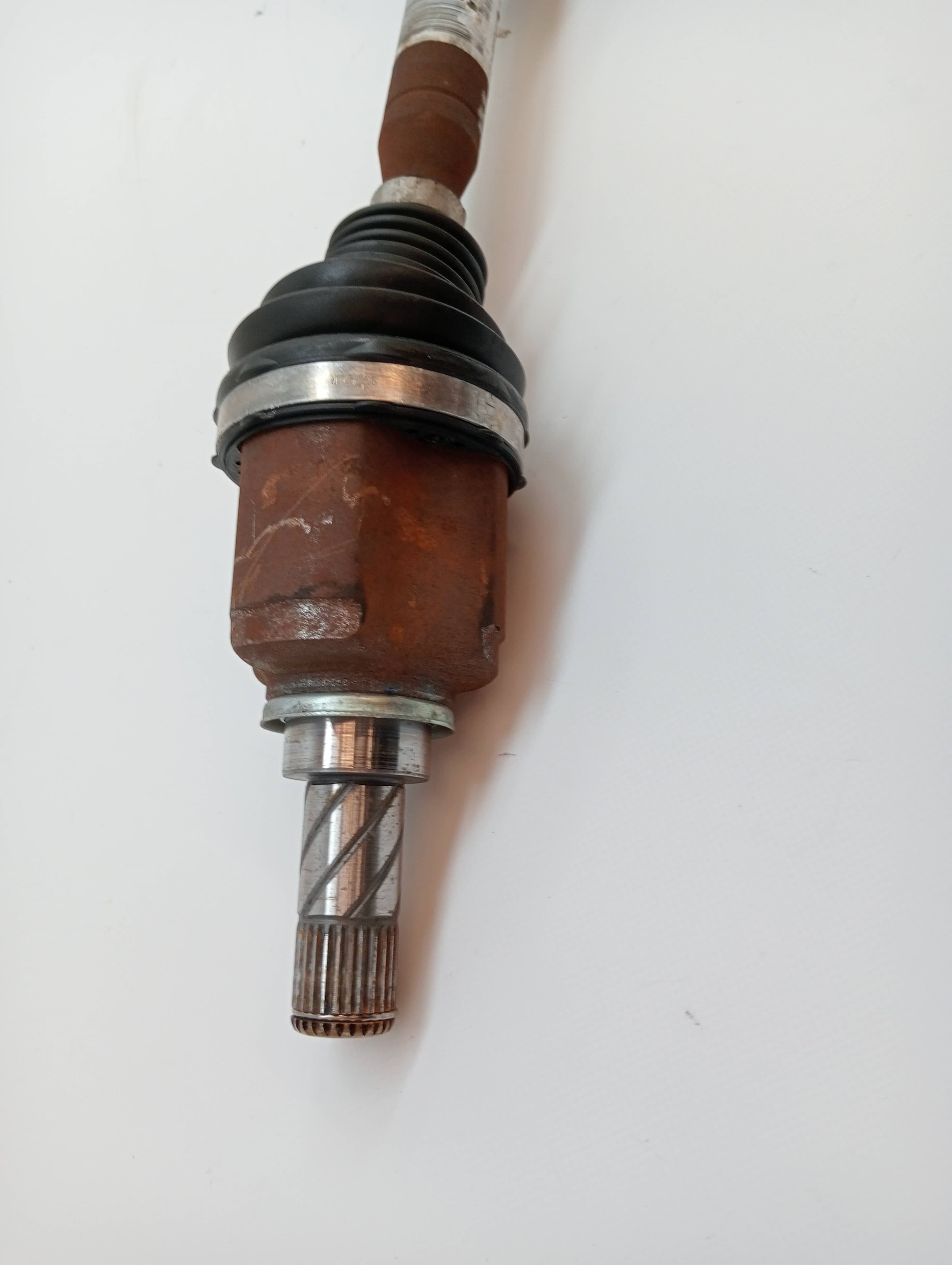 Transmision delantera izquierda RENAULT MEGANE IV BERLINA 5P 3