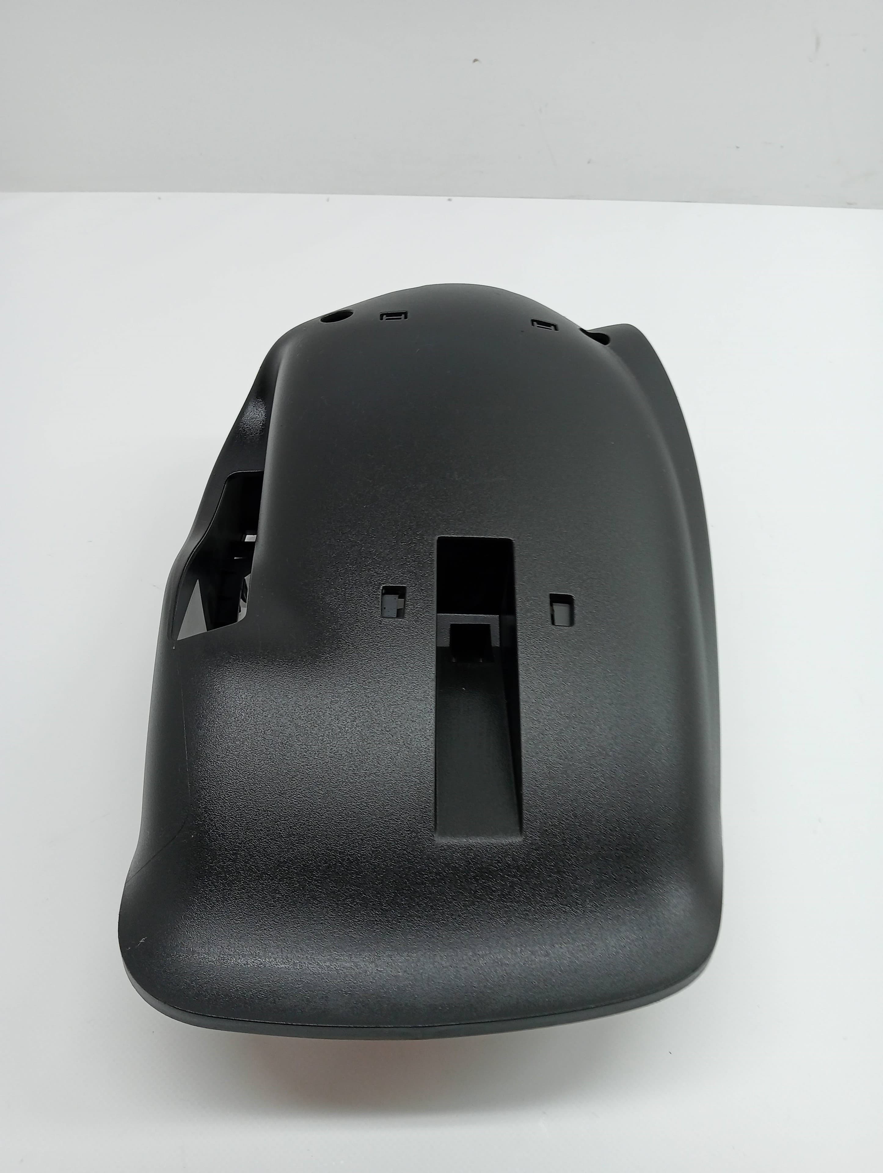 Plastico RENAULT MEGANE IV BERLINA 5P 2