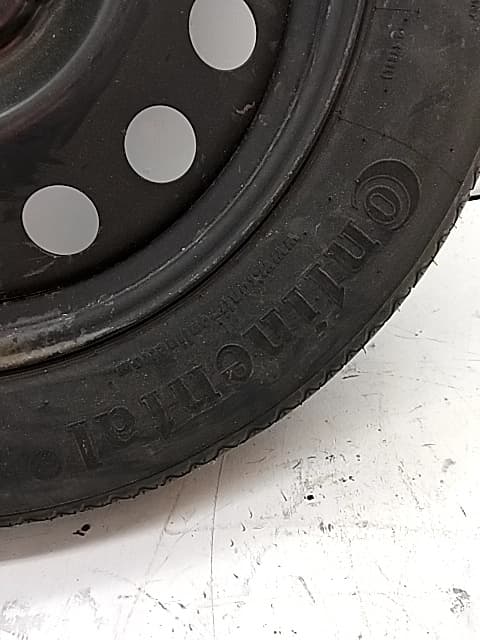 Soporte rueda repuesto BMW X3 (E83) 4