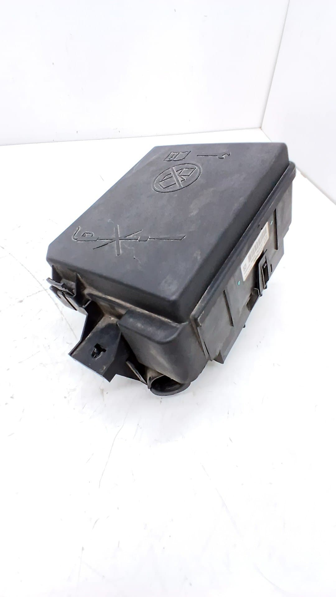 Caja reles / fusibles OPEL CORSA E 5