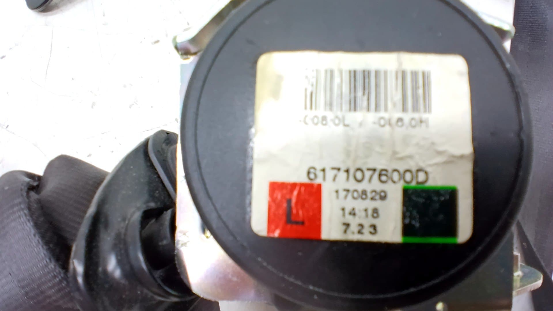 Cinturon seguridad delantero izquierdo OPEL CORSA E 3