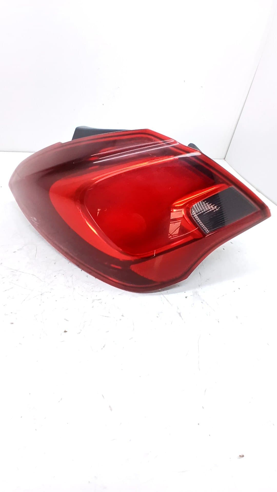 Piloto trasero izquierdo OPEL CORSA E