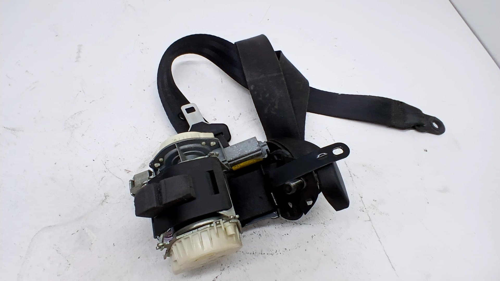 Cinturon seguridad delantero derecho FORD FIESTA VI VAN 3