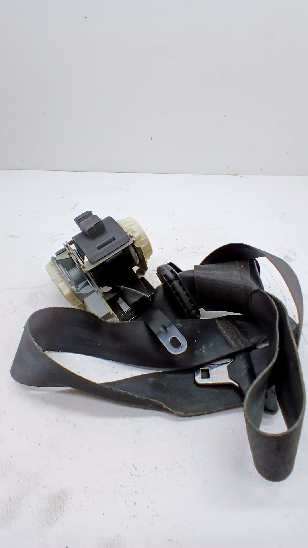 Cinturon seguridad delantero izquierdo FORD FIESTA VI VAN 2