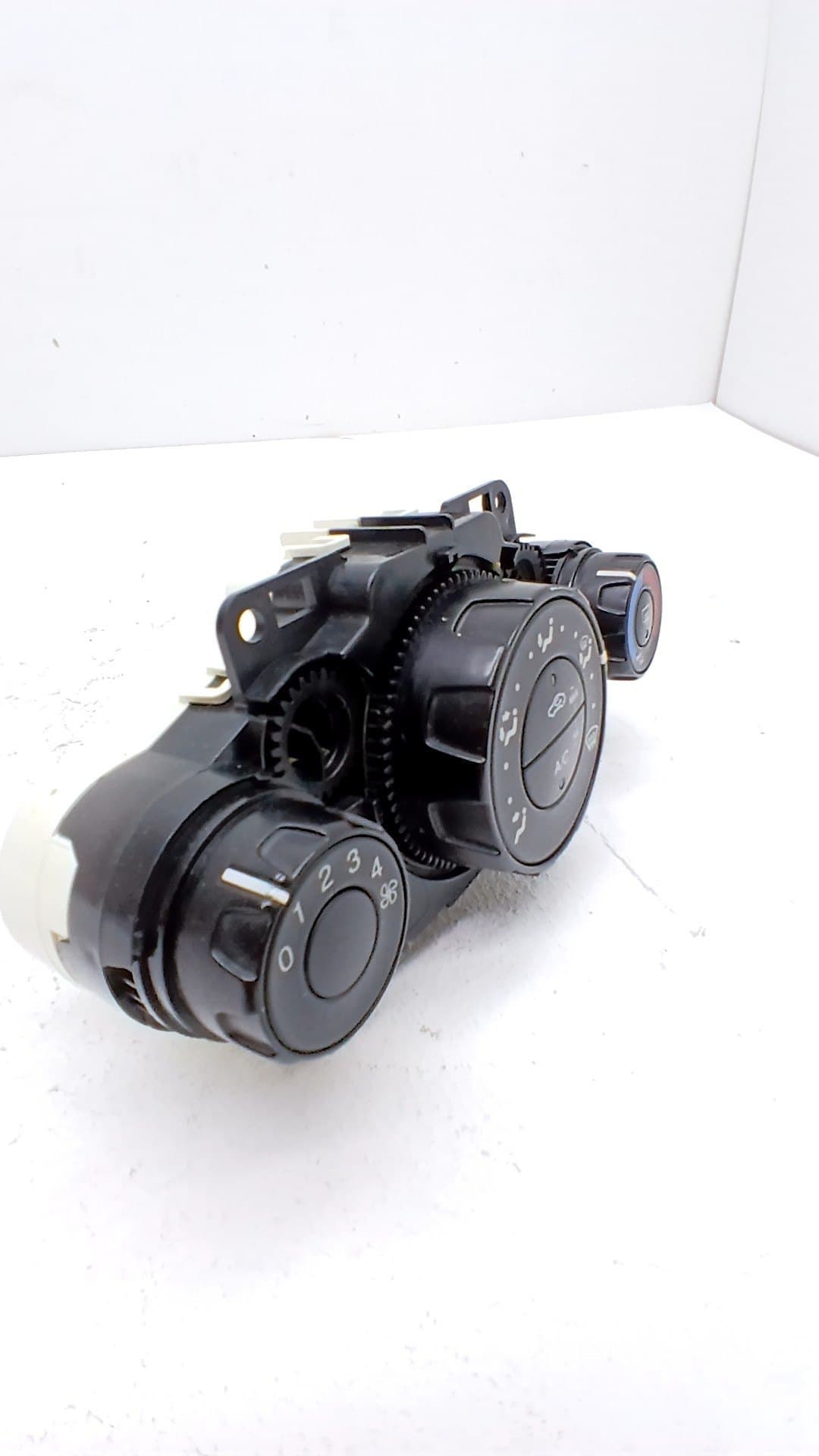 Recambio FORD FIESTA VI VAN ref. 1910755 4