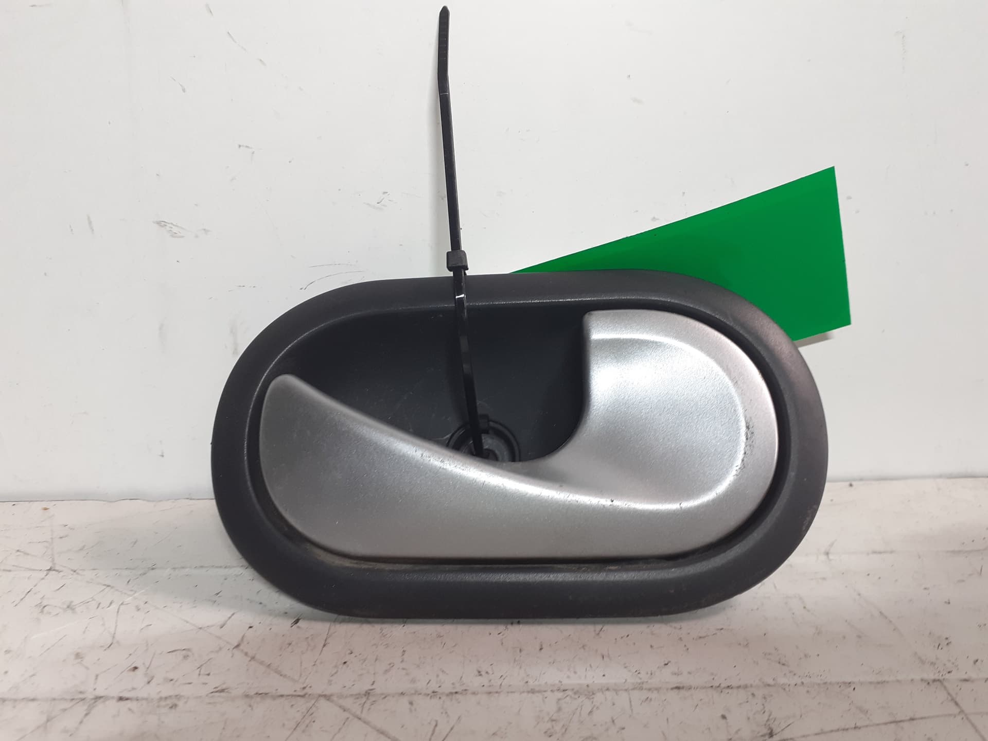 Maneta interior delantera derecha RENAULT CLIO GRANDTOUR