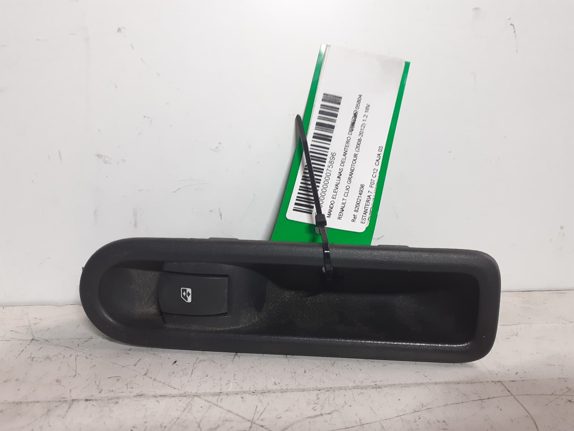 Mando elevalunas delantero derecho RENAULT CLIO GRANDTOUR