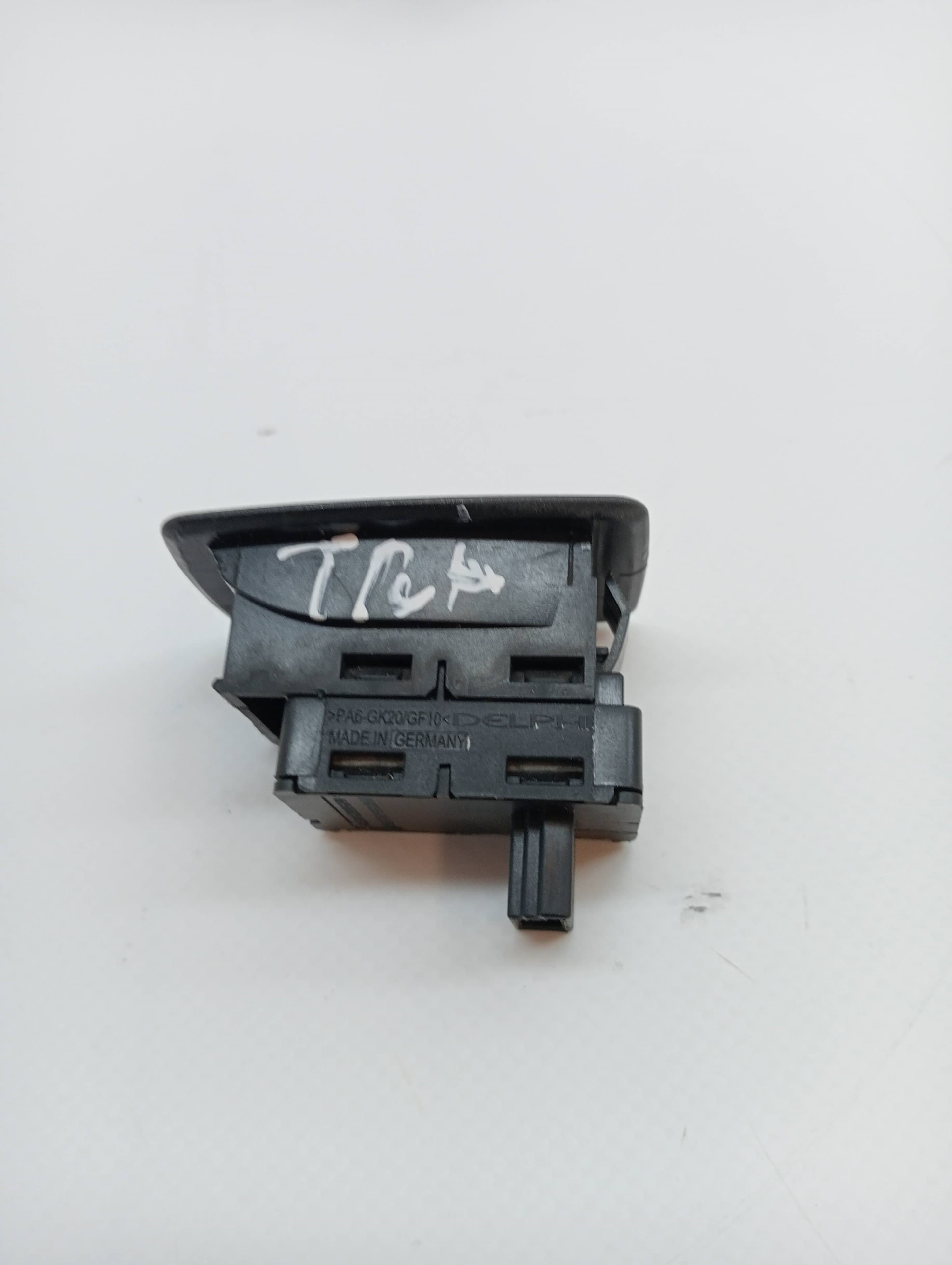 Mando elevalunas trasero derecho BMW X3 (E83) 3