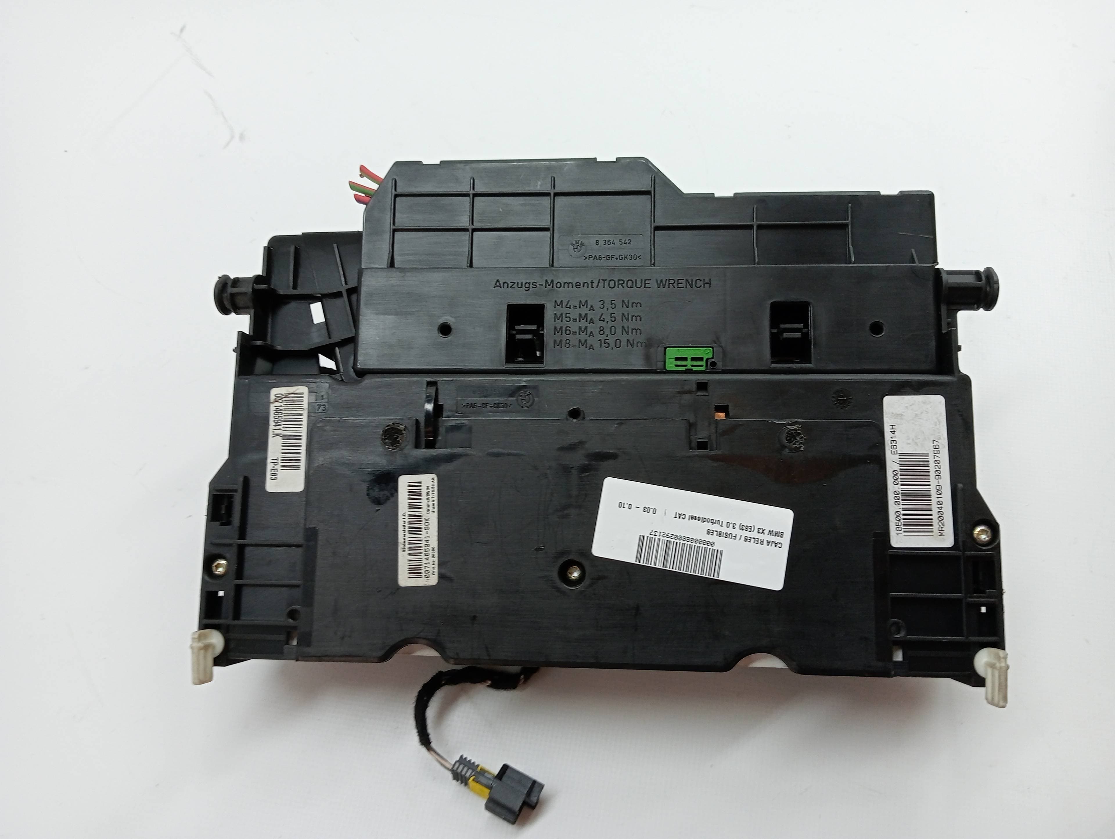 Caja reles / fusibles BMW X3 (E83) 2