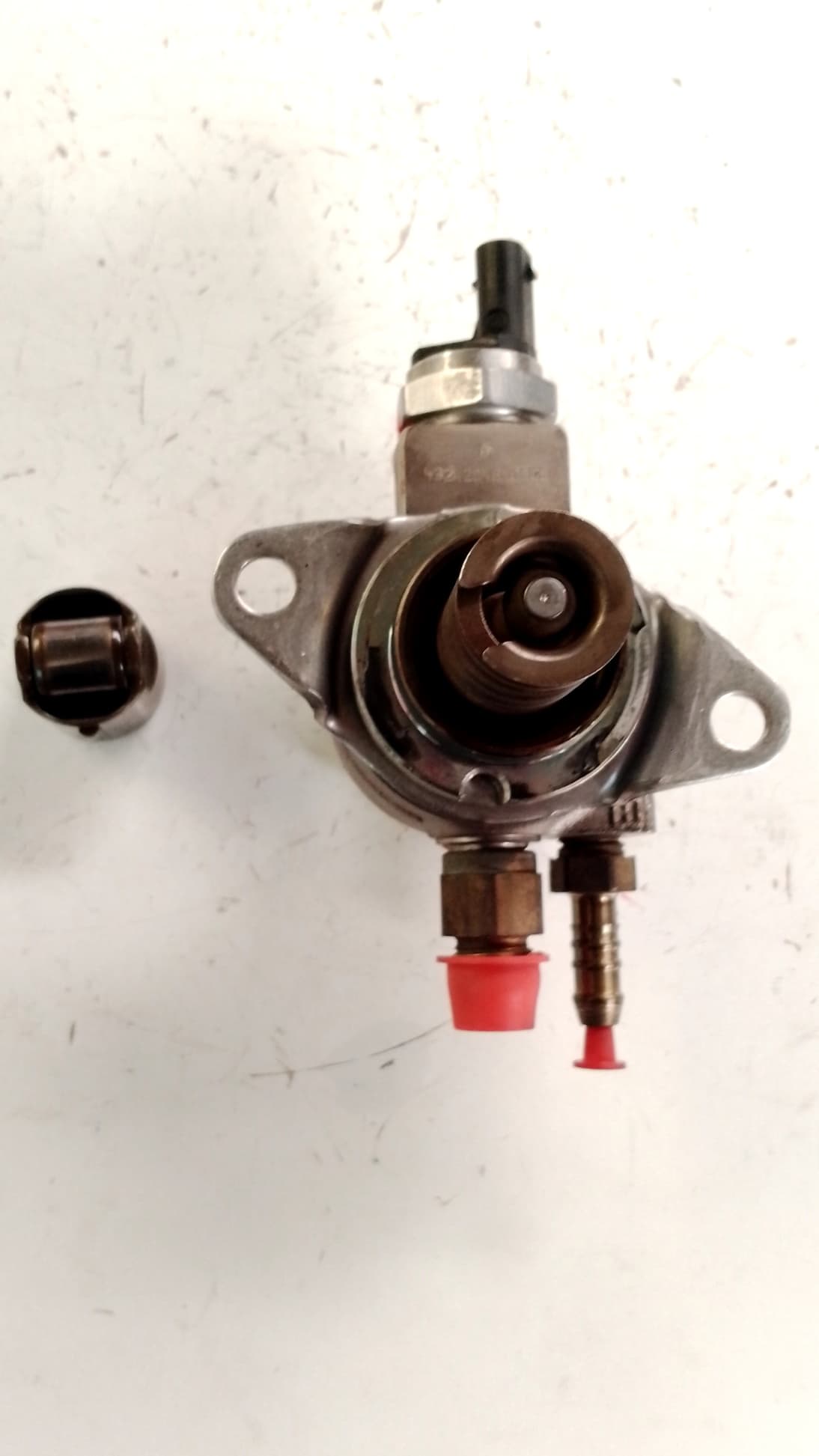 Bomba inyeccion SEAT IBIZA IV (6J5, 6P1) 4