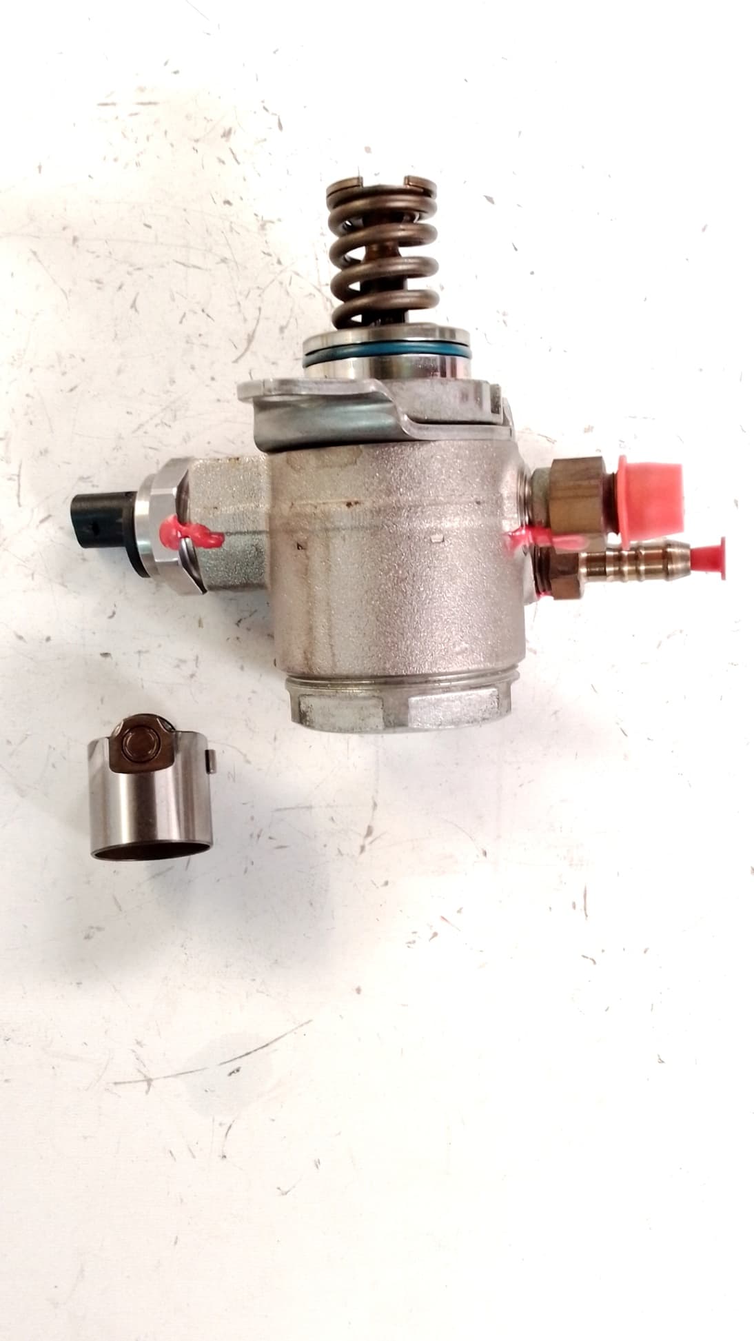 Bomba inyeccion SEAT IBIZA IV (6J5, 6P1) 3