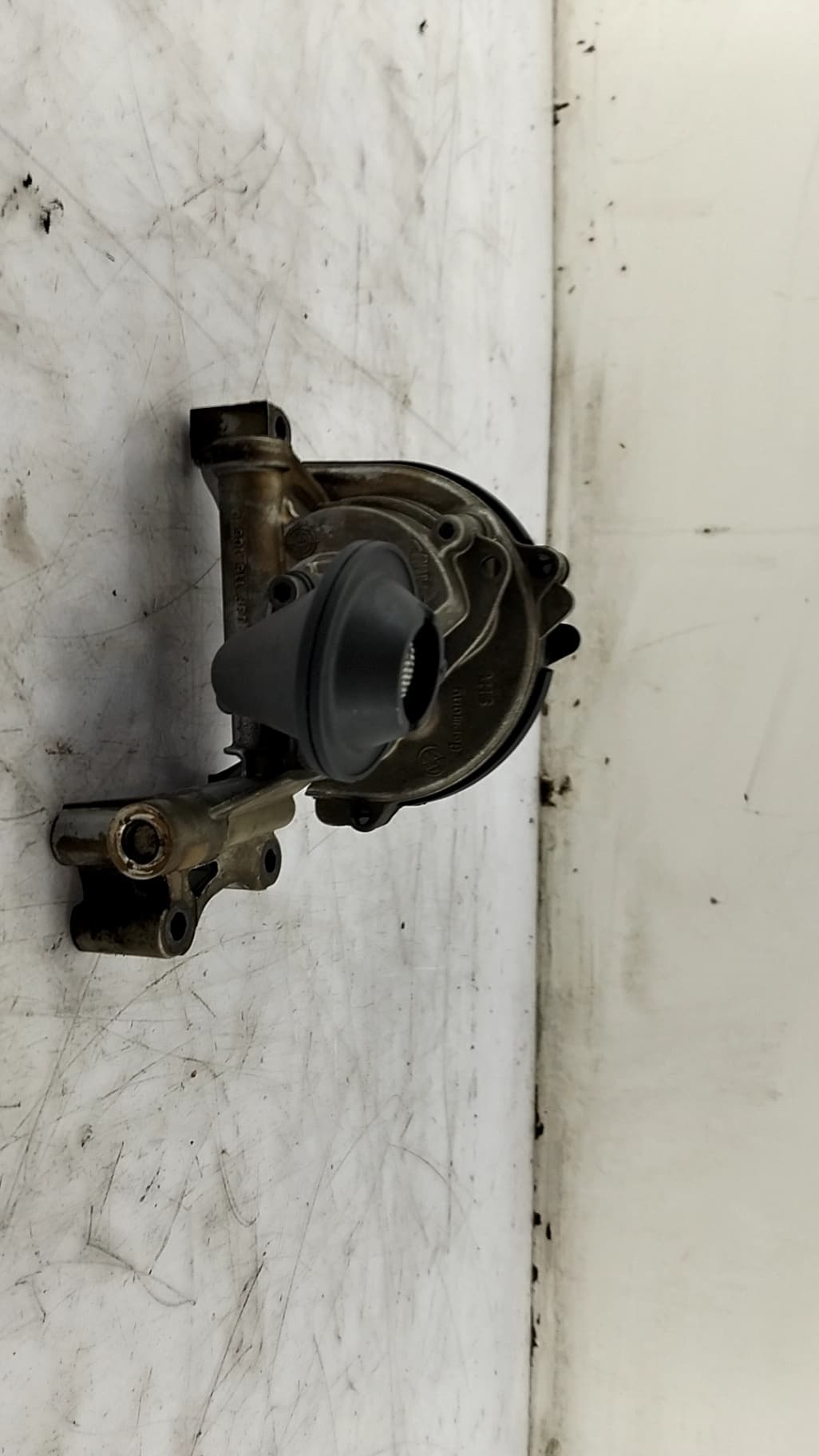Bomba aceite SEAT IBIZA IV (6J5, 6P1) 3
