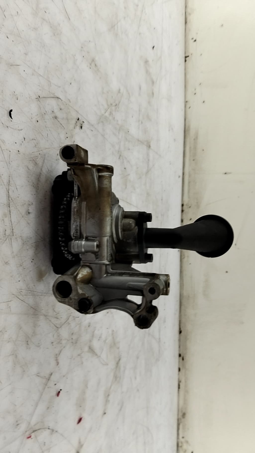Bomba aceite SEAT IBIZA IV (6J5, 6P1) 2