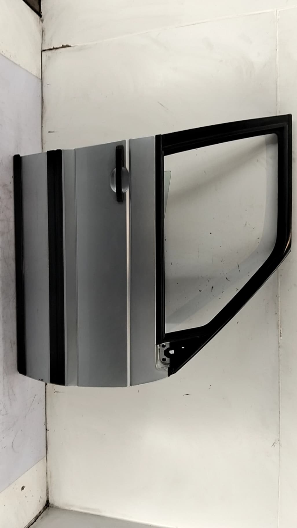 Puerta delantera derecha LAND ROVER RANGE ROVER (LP)