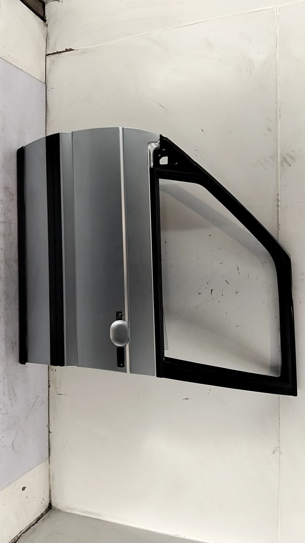 Puerta delantera izquierda LAND ROVER RANGE ROVER (LP)