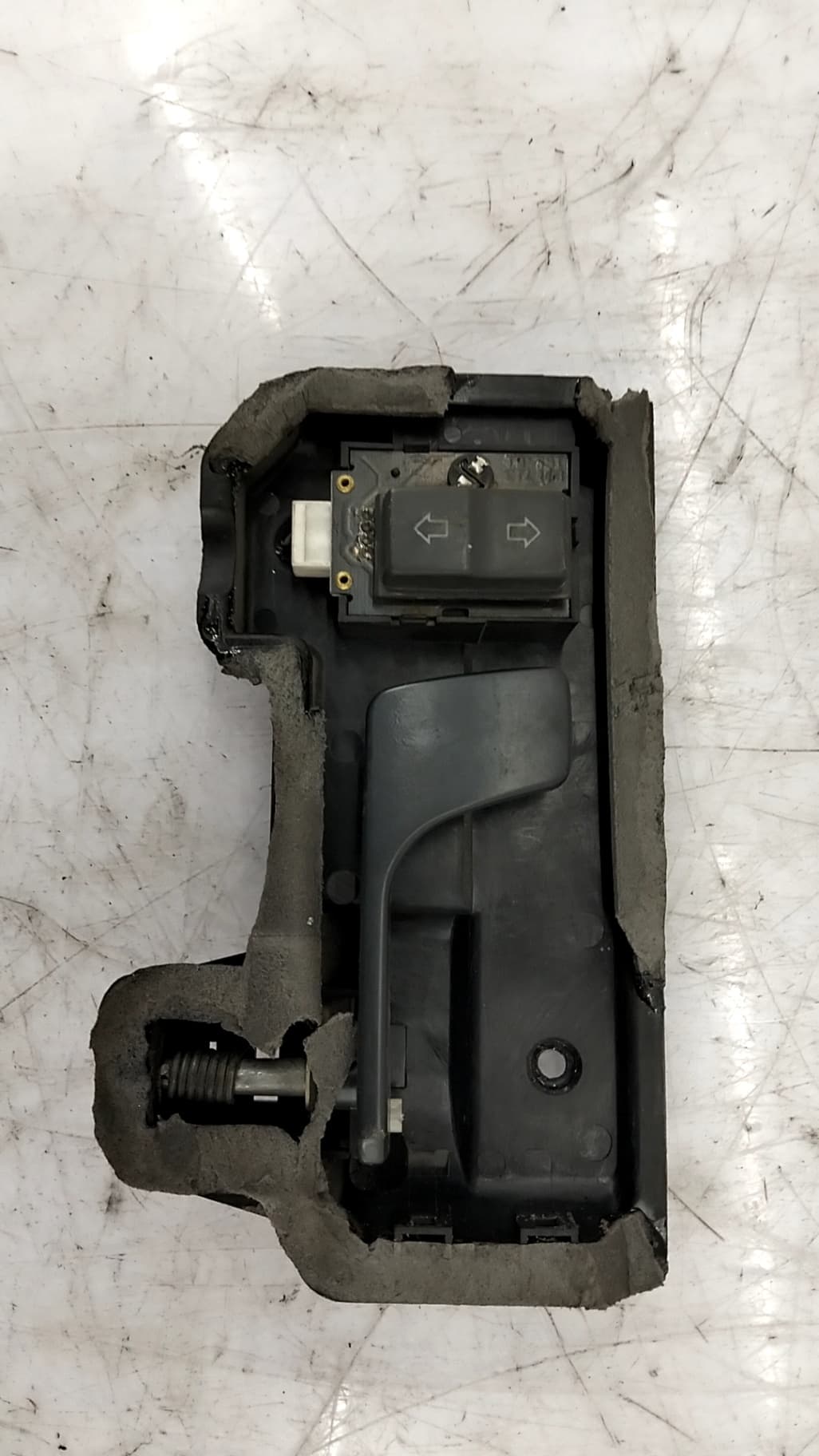 Maneta interior delantera izquierda LAND ROVER RANGE ROVER (LP) 2