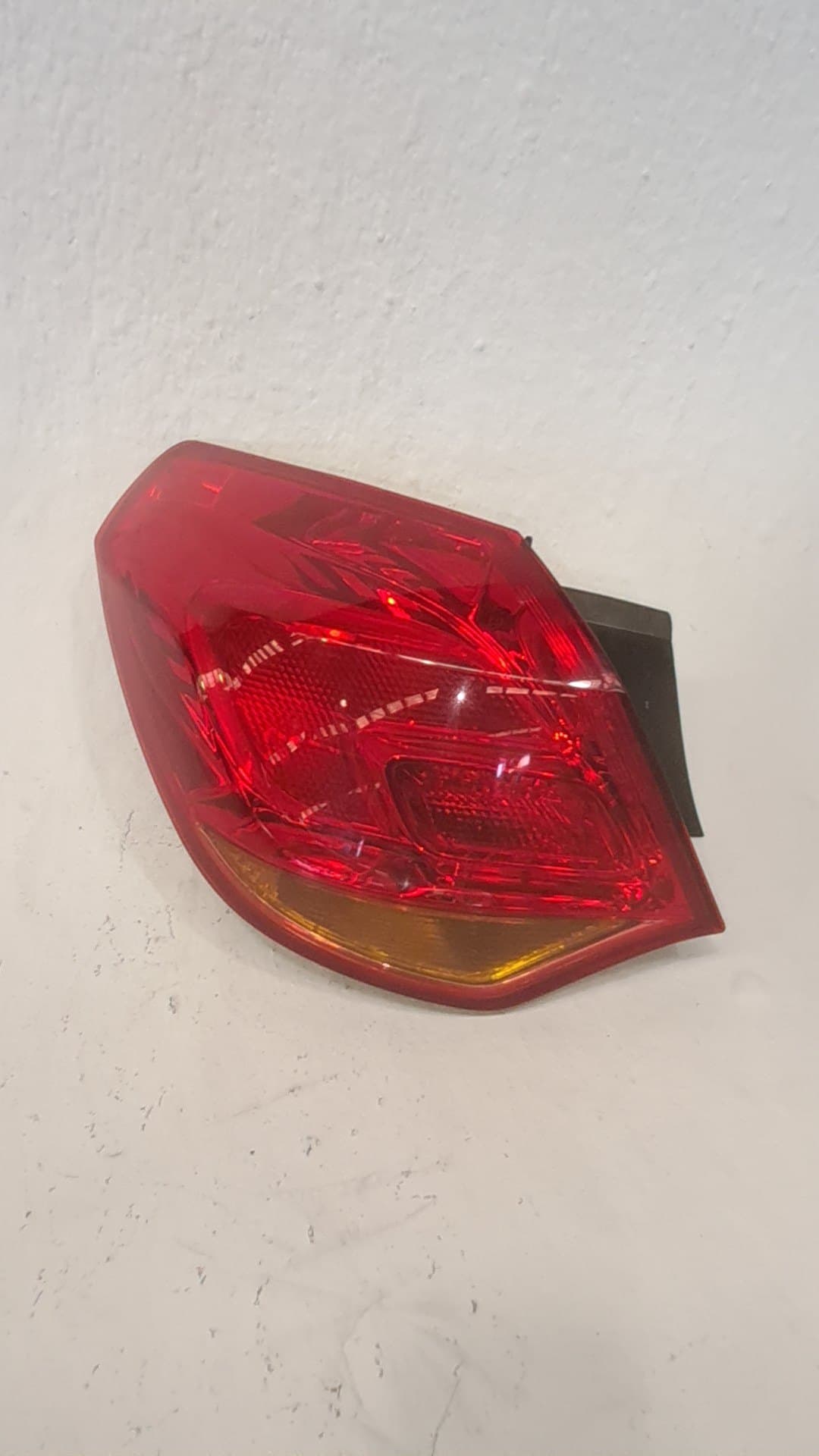 Piloto trasero izquierdo OPEL ASTRA J LIM